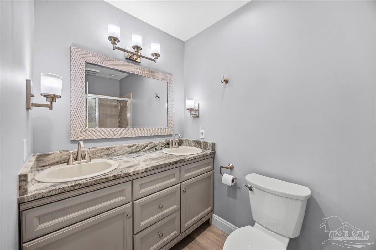 205 Silverthorn Road Gulf Breeze, FL 32561 - Photo 15 of 71