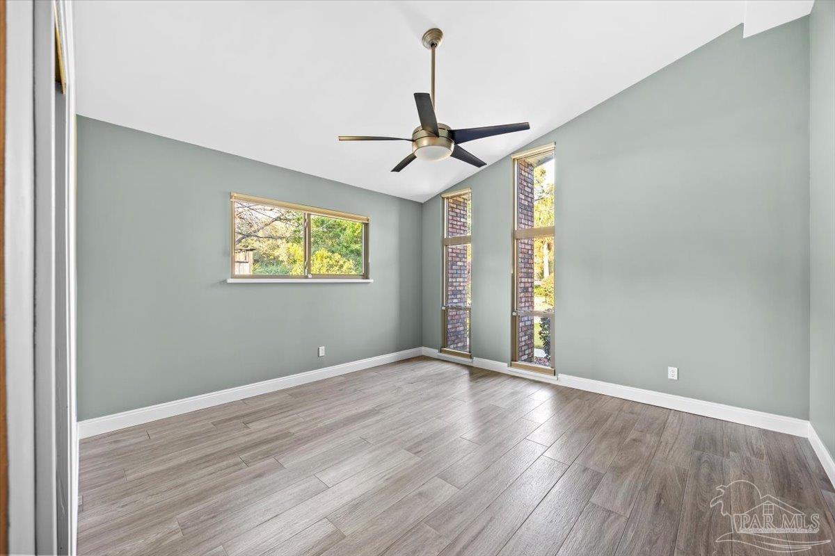 205 Silverthorn Road Gulf Breeze, FL 32561 - Photo 16 of 71