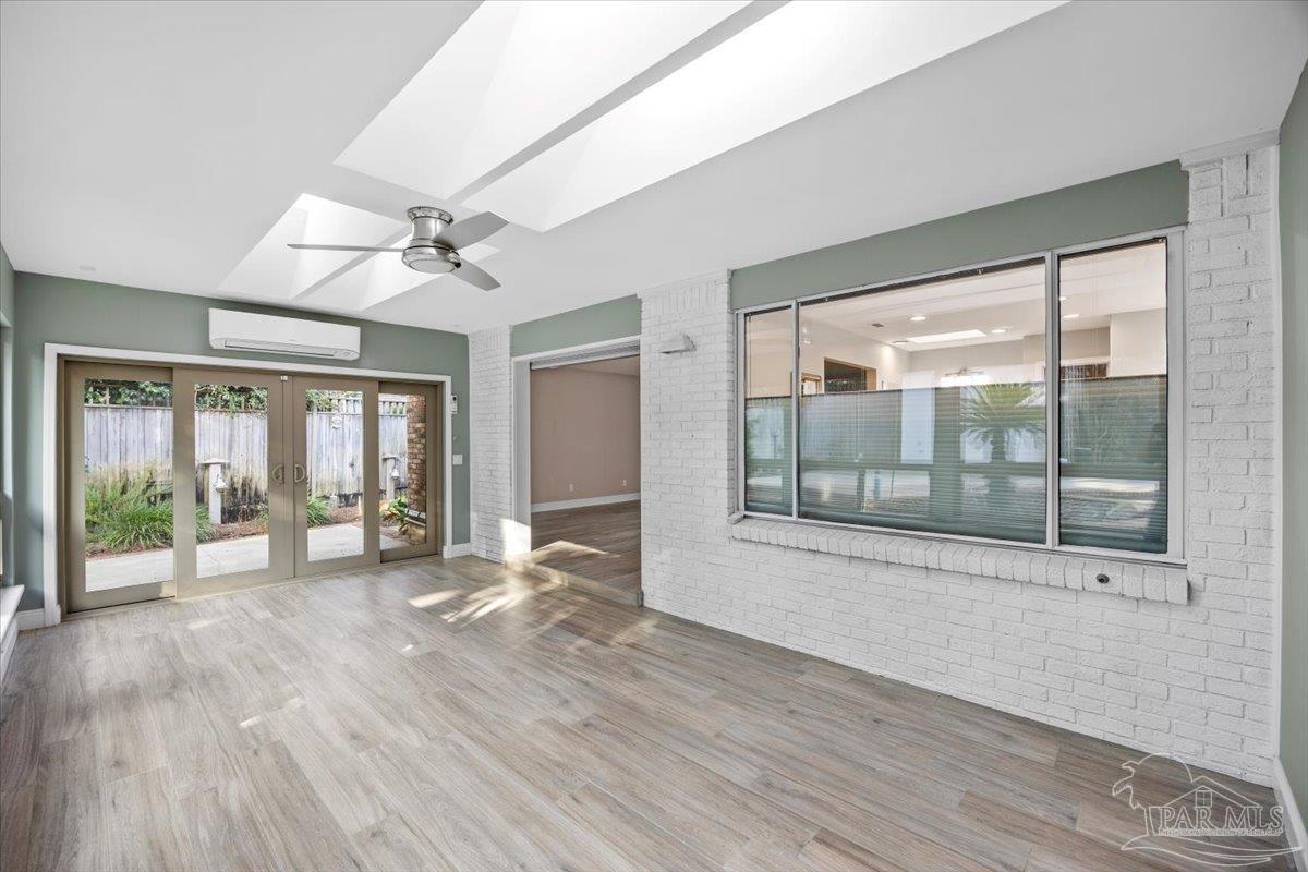 205 Silverthorn Road Gulf Breeze, FL 32561 - Photo 22 of 71