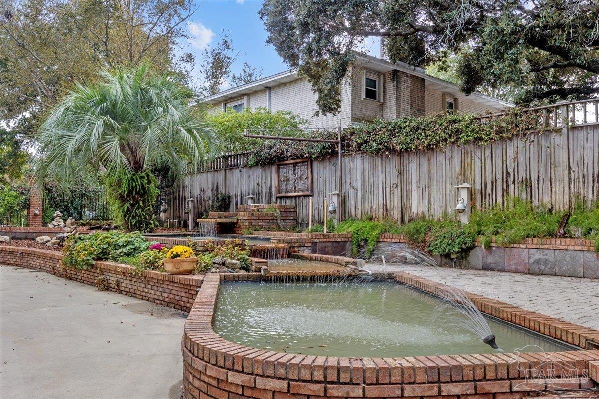 205 Silverthorn Road Gulf Breeze, FL 32561 - Photo 50 of 71