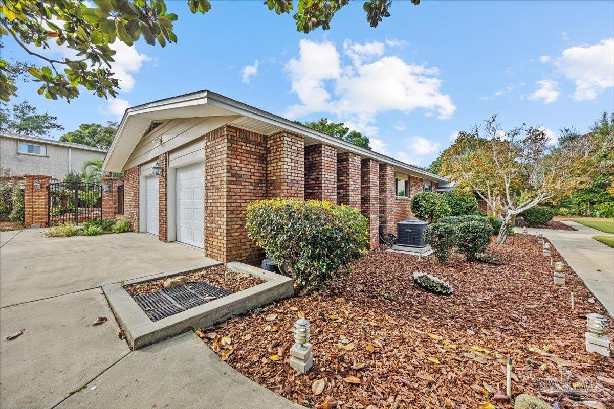 205 Silverthorn Road Gulf Breeze, FL 32561 - Photo 68 of 71