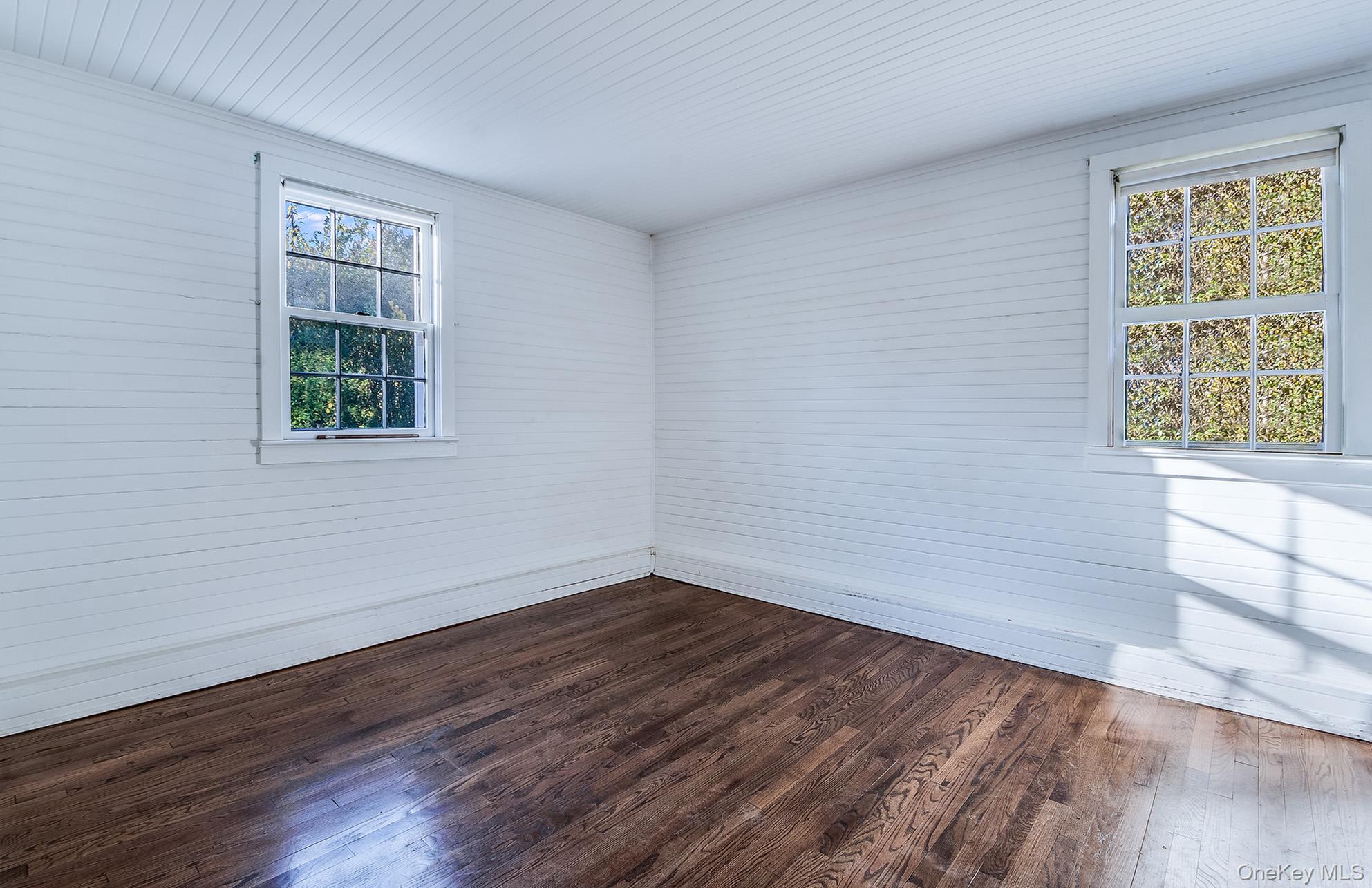 88 Pantigo Road East Hampton, NY 11937 - Photo 15 of 23 Gallery Image 15