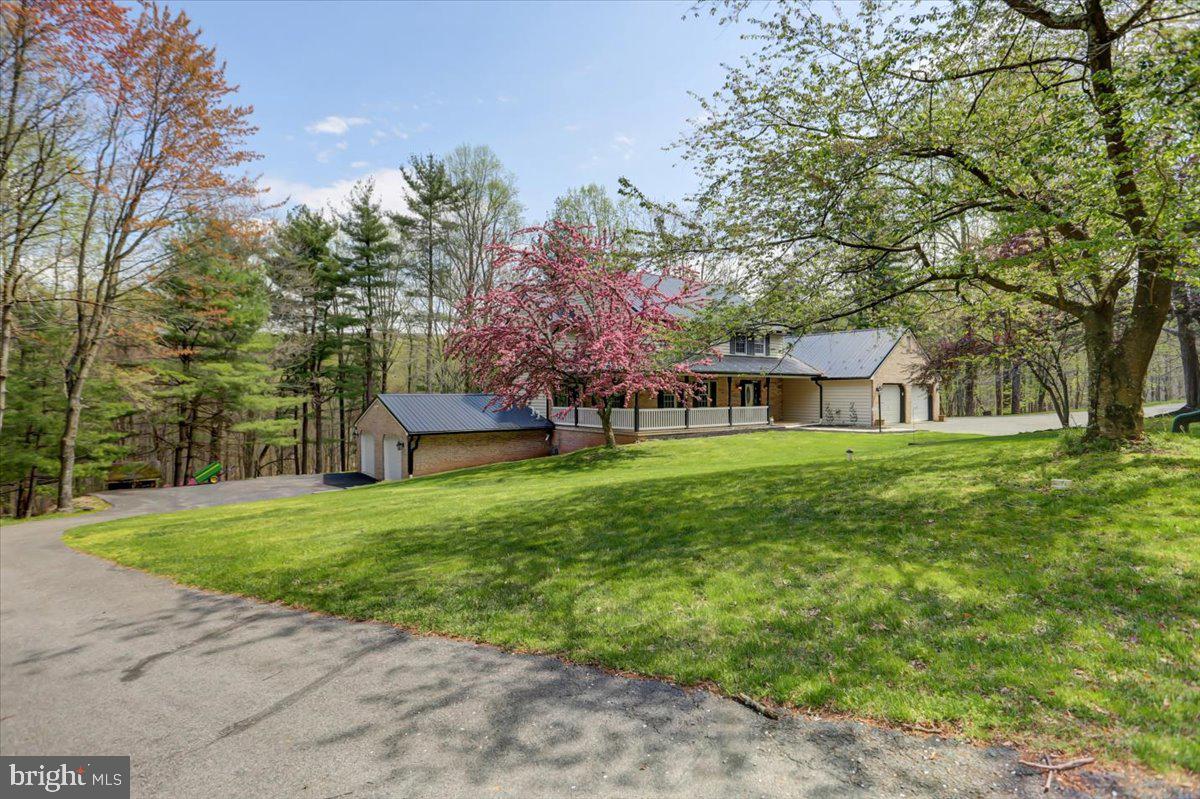 12599 Mentzer Gap Road Waynesboro, PA 17268 - Photo 6 of 95 Gallery Image 6