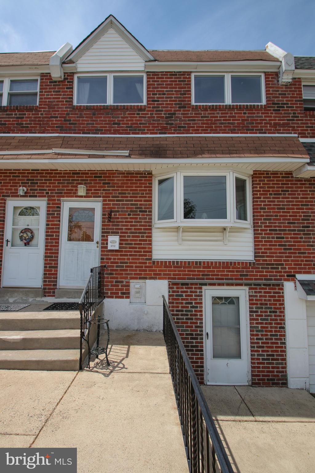 3712 Academy Road Philadelphia, PA 19154 - Photo 2 of 35 Gallery Image 2