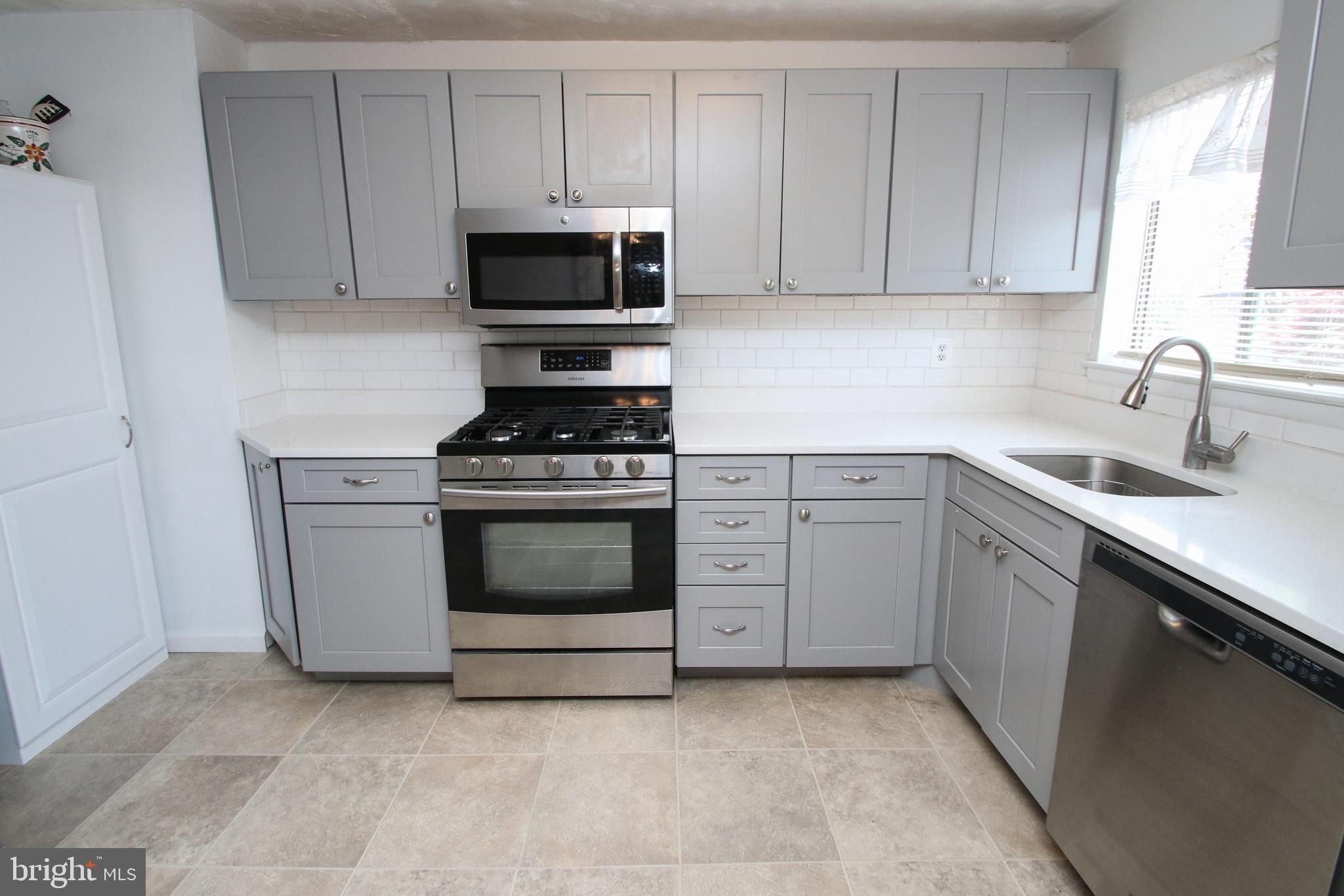 3712 Academy Road Philadelphia, PA 19154 - Photo 10 of 35 Gallery Image 10