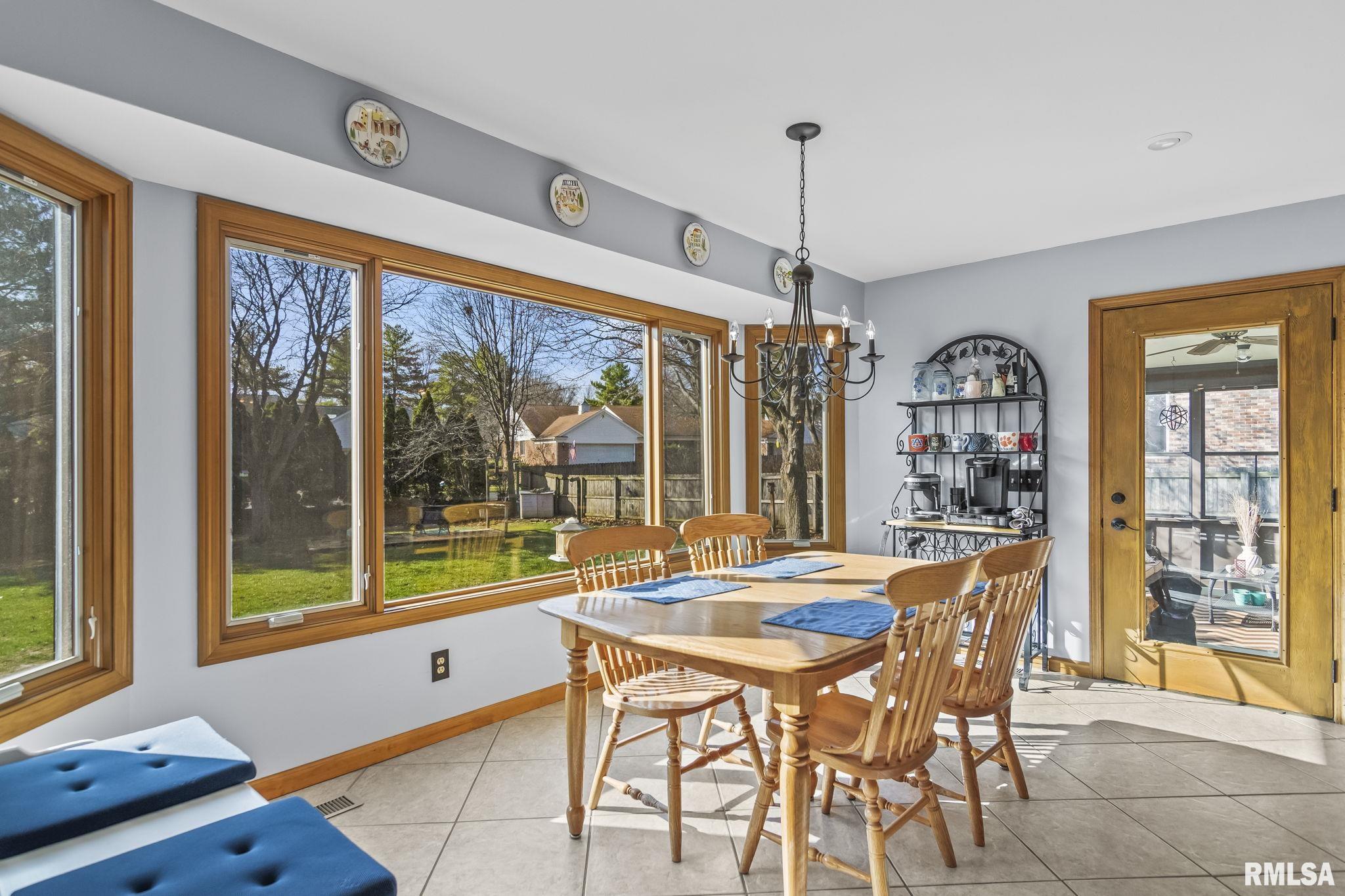2000 Oak Creek Road Springfield, IL 62704 - Photo 18 of 79