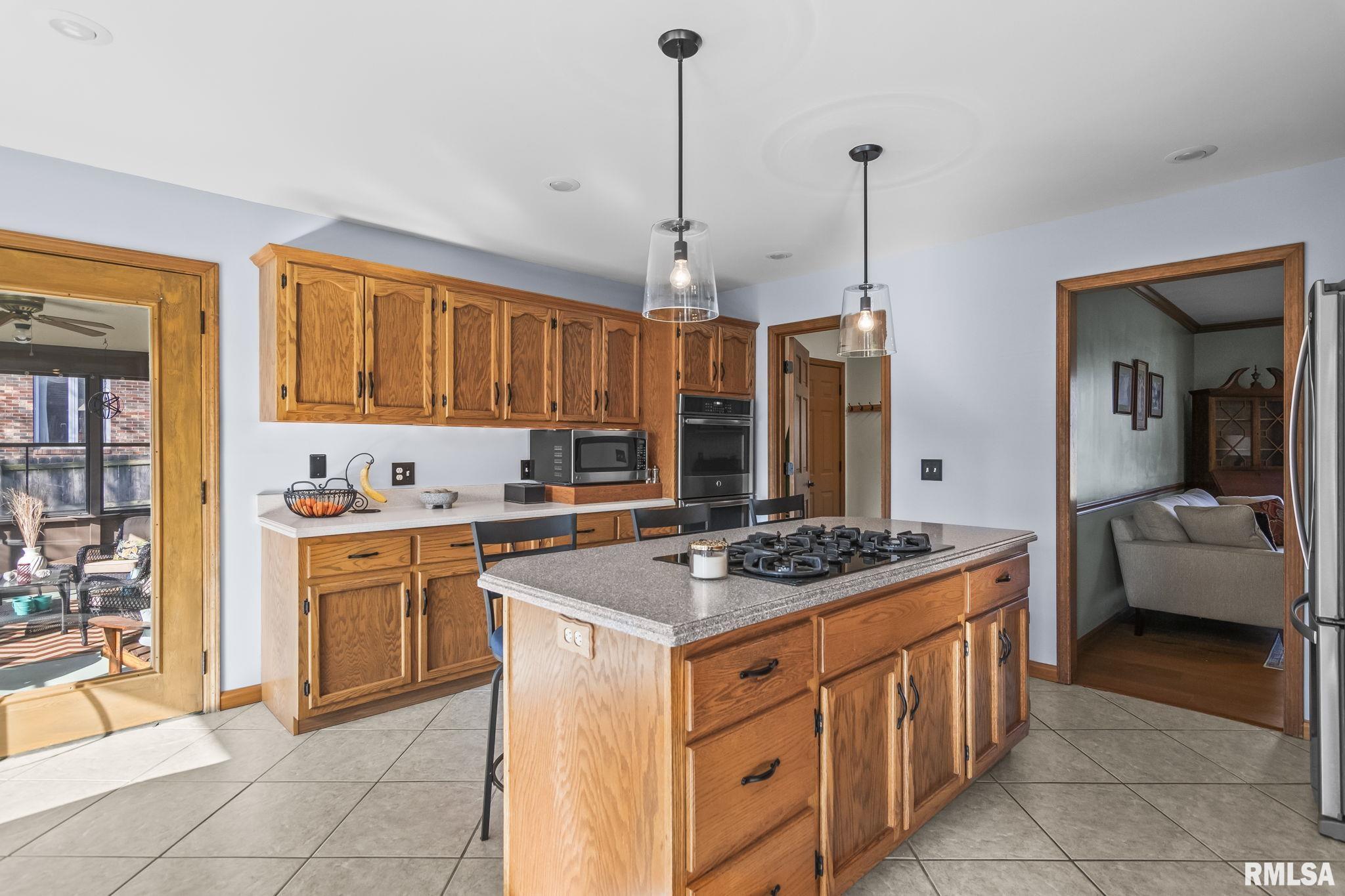 2000 Oak Creek Road Springfield, IL 62704 - Photo 20 of 79