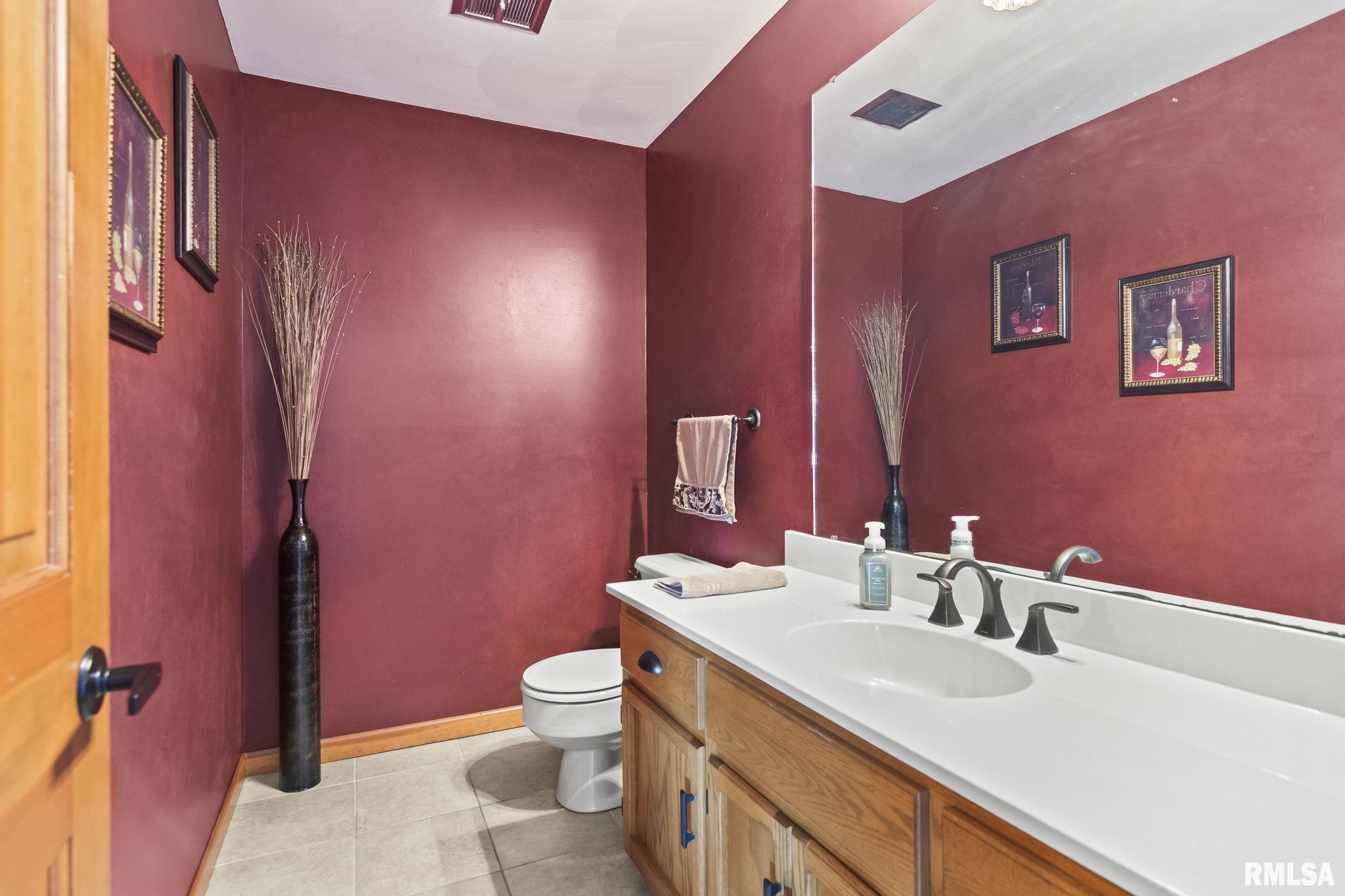 2000 Oak Creek Road Springfield, IL 62704 - Photo 31 of 79