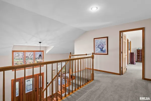 $530,000 | 2000 Oak Creek Road, Springfield, IL 62704