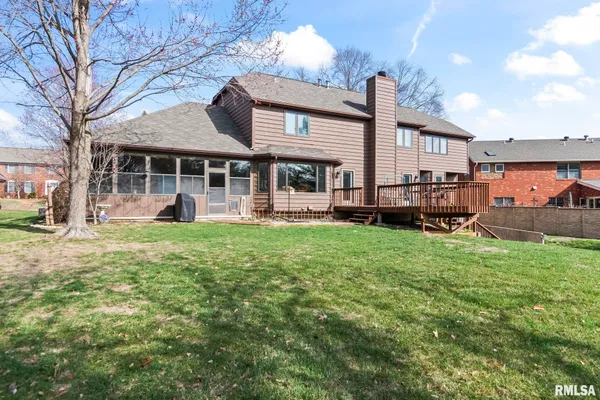 $530,000 | 2000 Oak Creek Road, Springfield, IL 62704