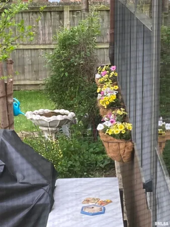 $530,000 | 2000 Oak Creek Road, Springfield, IL 62704