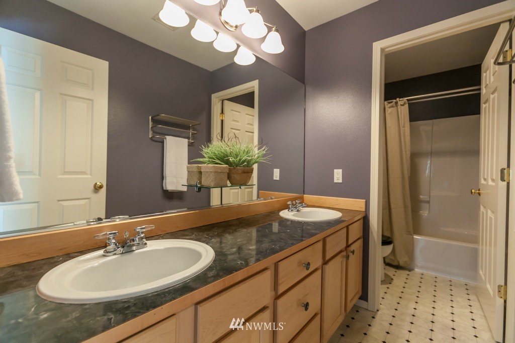 23802 30th Drive Southeast Bothell, WA 98021 - Photo 14 of 25 Gallery Image 14