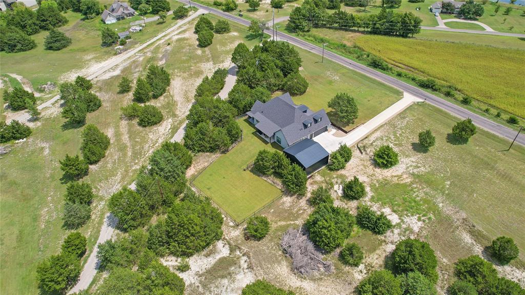 1095 Sister Grove Road Van Alstyne, TX 75495 - Photo 31 of 35