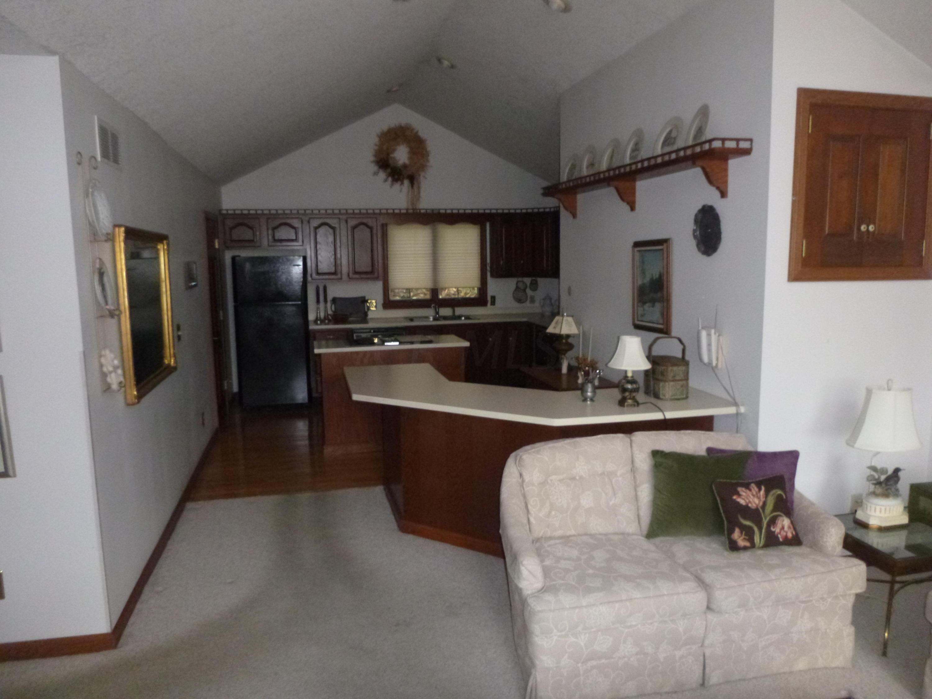 602 Swansea Road Newark, OH 43055 - Photo 4 of 18 Gallery Image 4