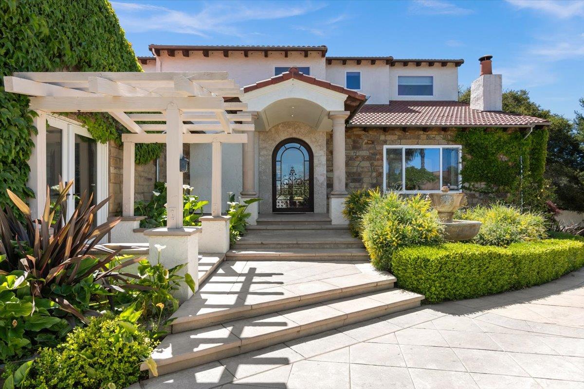 22522 Indian Springs Road Salinas, CA 93908 - Photo 4 of 89 Gallery Image 4