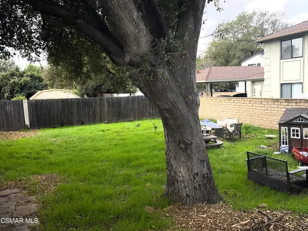$3,400 | 117 Sunset Drive, Thousand Oaks, CA 91362