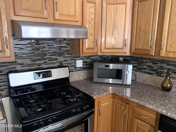 $3,400 | 117 Sunset Drive, Thousand Oaks, CA 91362