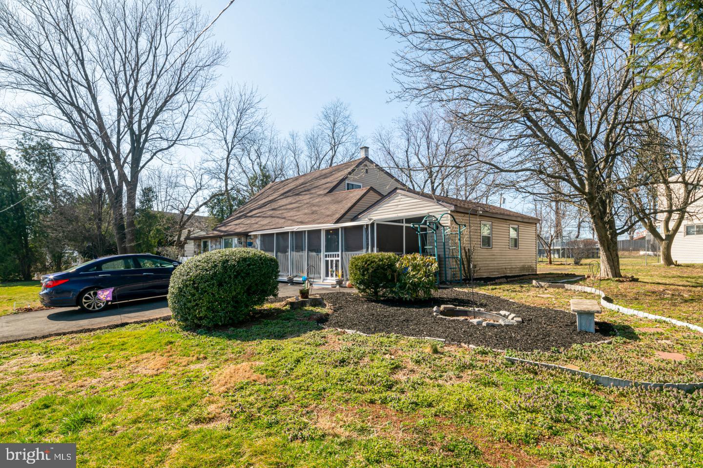 2904 Nestor Road Philadelphia, PA 19154 - Photo 3 of 32 Gallery Image 3