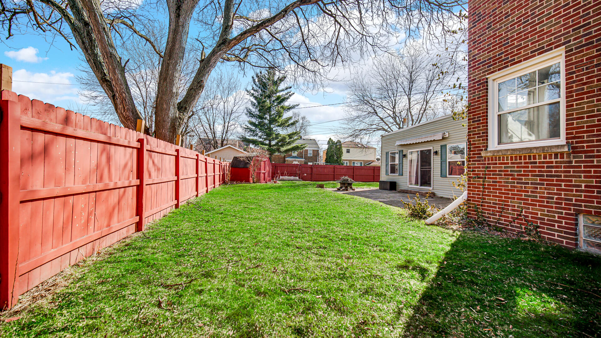 222 Beacon Place Munster, IN 46321 - Photo 25 of 30 a view of house with backyard