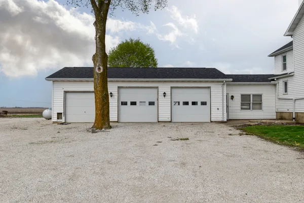 $330,000 | 11323 North 1500 E Road, Pontiac, IL 61764