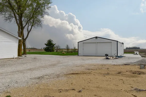 $330,000 | 11323 North 1500 E Road, Pontiac, IL 61764