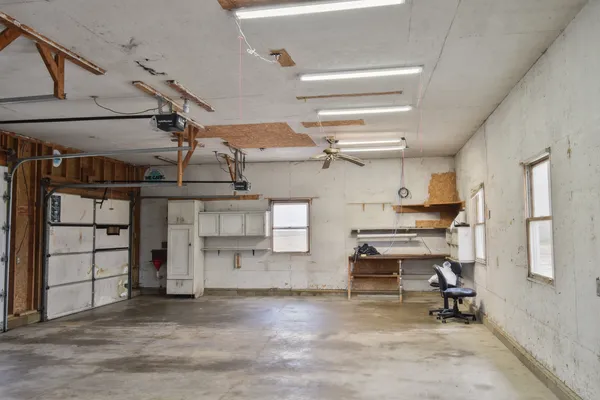 $330,000 | 11323 North 1500 E Road, Pontiac, IL 61764