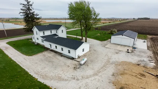 $330,000 | 11323 North 1500 E Road, Pontiac, IL 61764