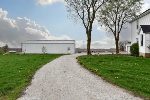 $330,000 | 11323 North 1500 E Road, Pontiac, IL 61764