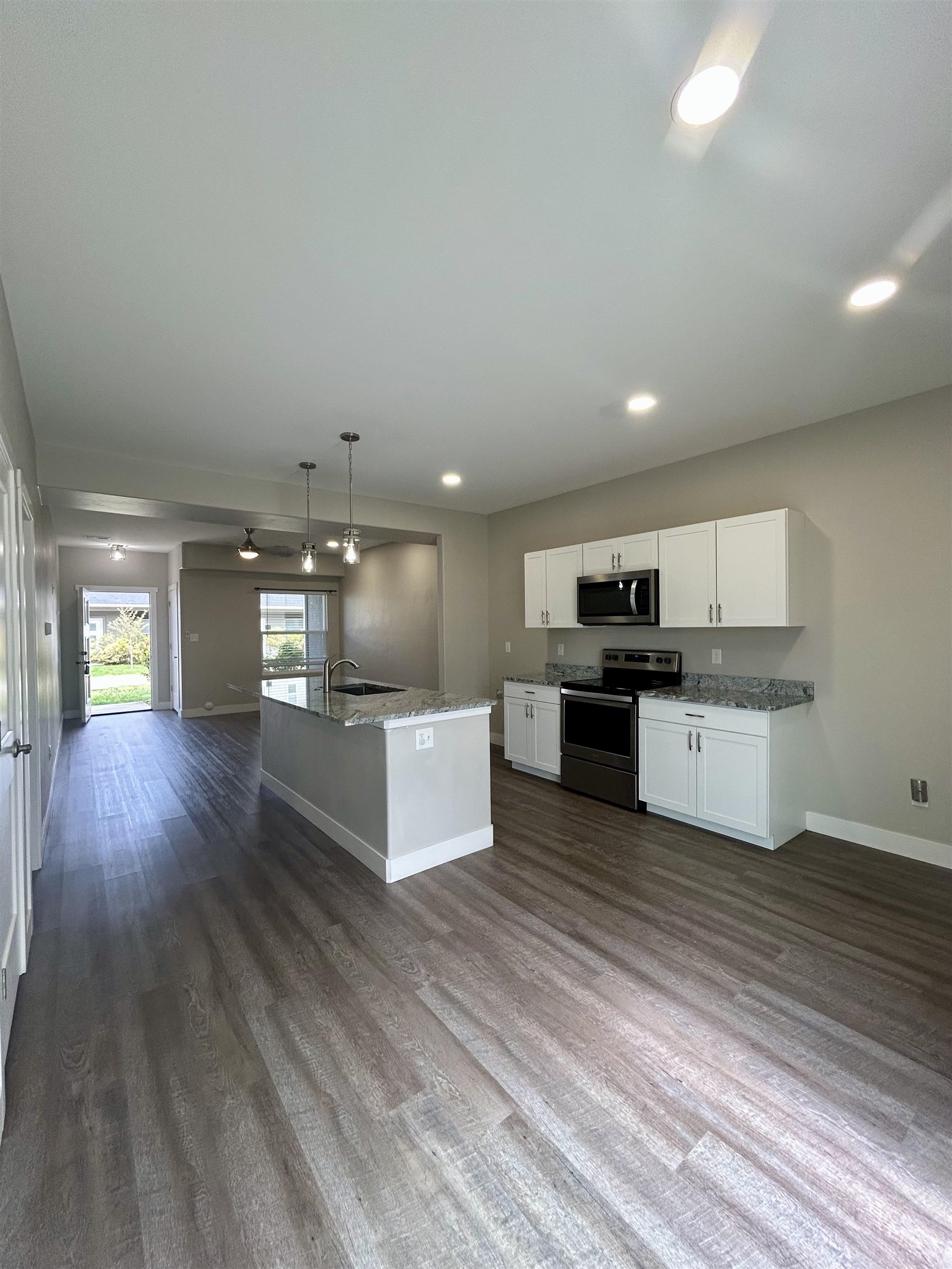 405 Roberts Road Grand Junction, CO 81504 - Photo 11 of 41 Gallery Image 11
