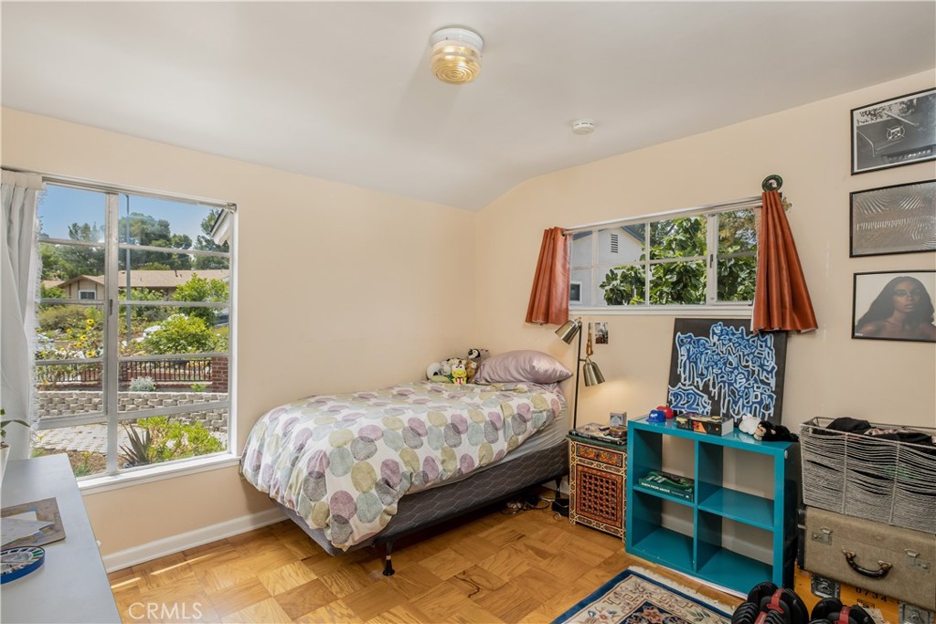 7129 Samoa Place Tujunga, CA 91042 - Photo 21 of 29