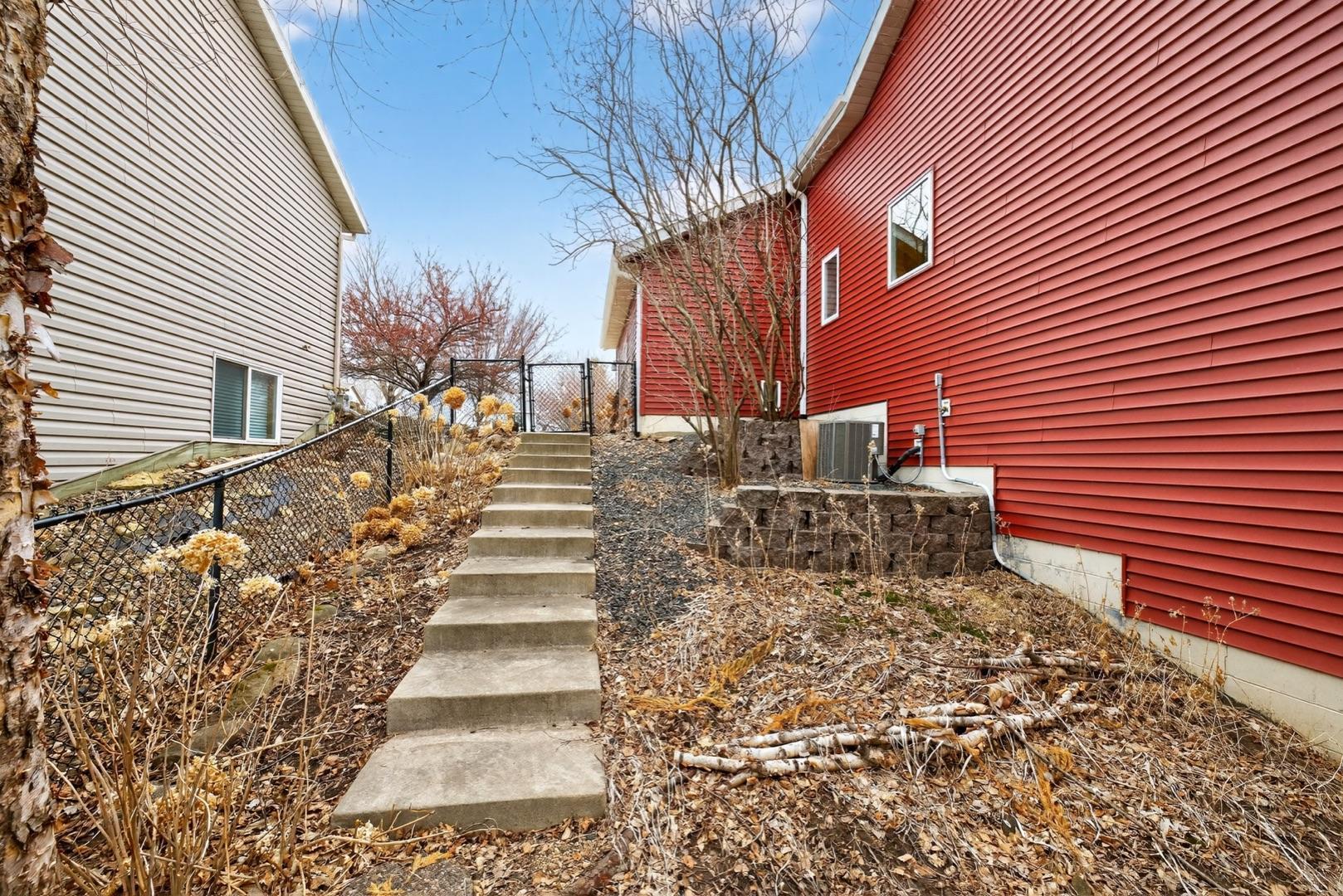 4414 6th Street Northwest Rochester, MN 55901 - Photo 37 of 40