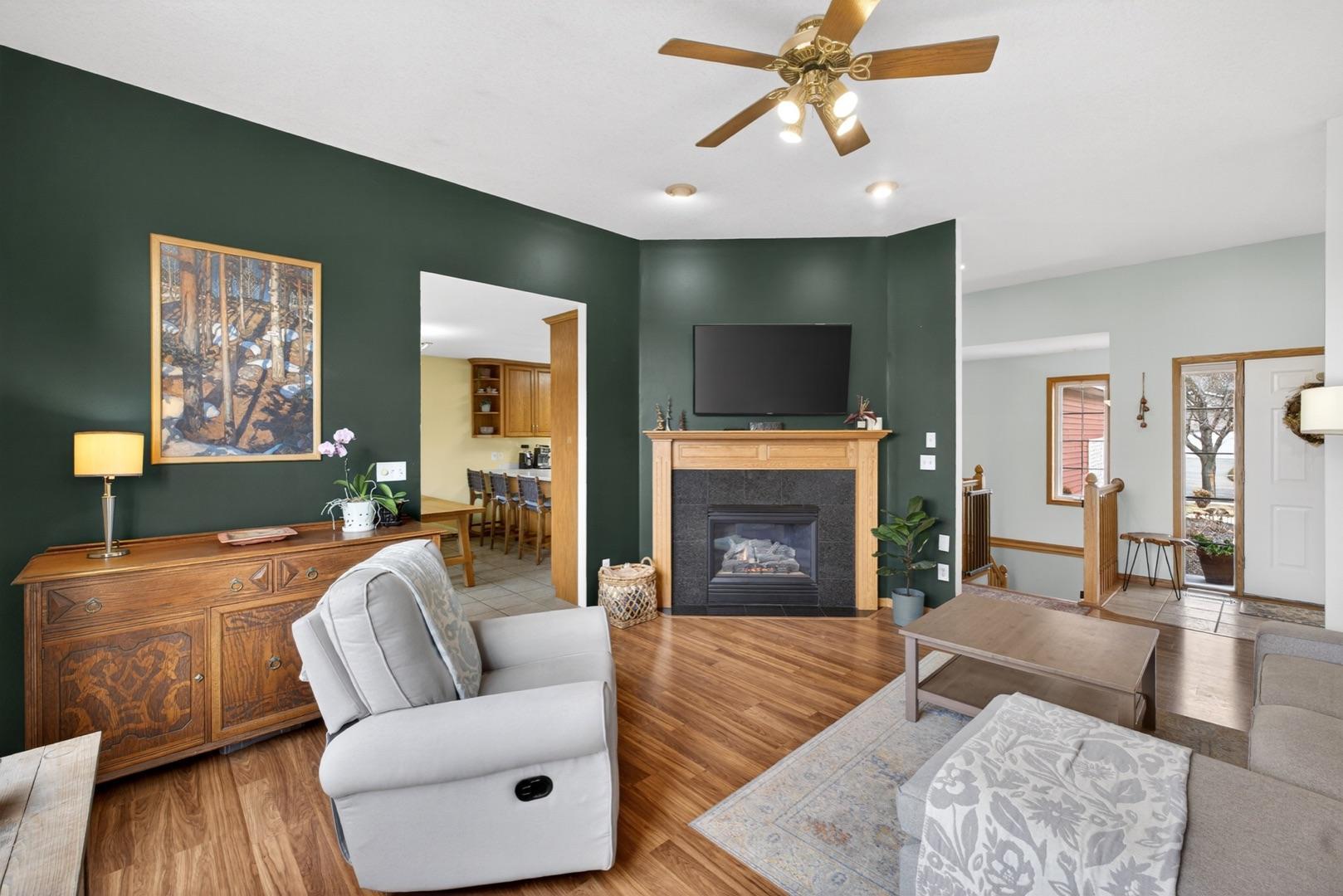 4414 6th Street Northwest Rochester, MN 55901 - Photo 8 of 40