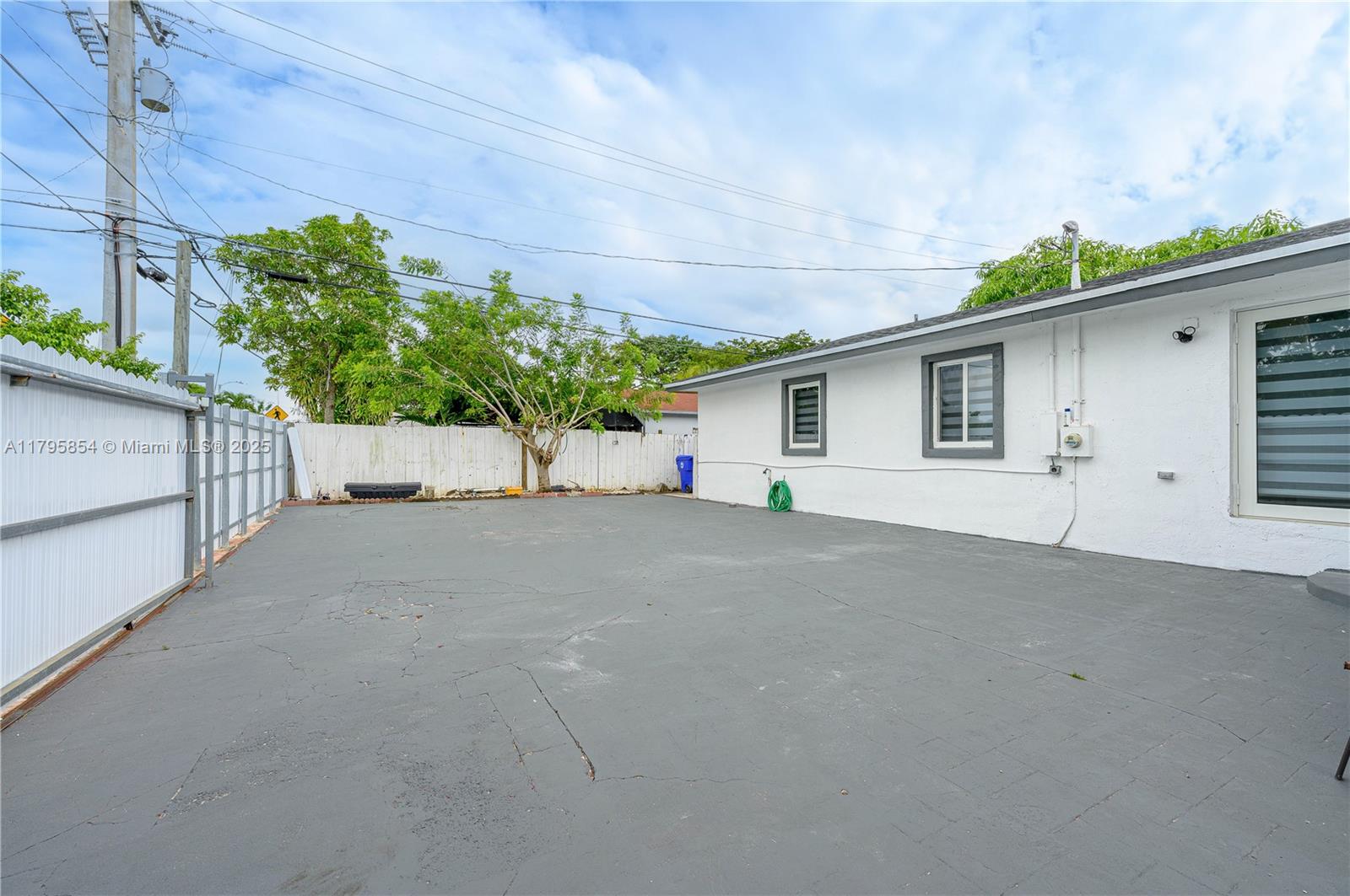 5200 Southwest 4th Street Miami, FL 33134 - Photo 31 of 35 a view of garage and yard