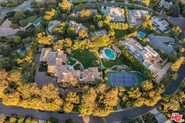 $125,000 | 1550 Amalfi Drive, Pacific Palisades, CA 90272