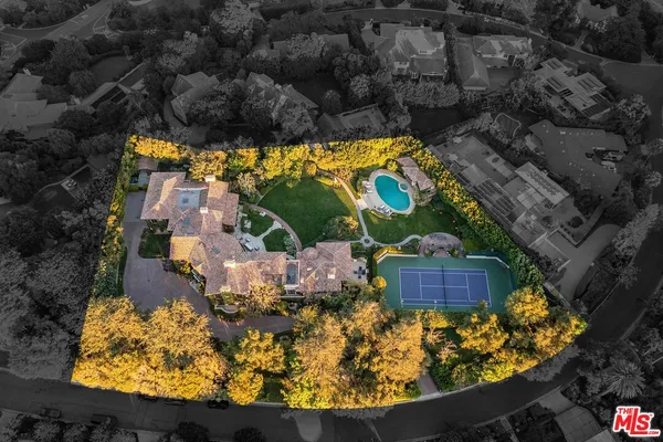 $125,000 | 1550 Amalfi Drive, Pacific Palisades, CA 90272