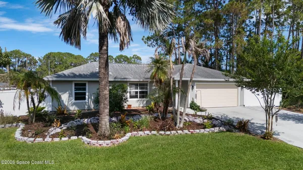 $239,900 | 715 Harriet Avenue Southwest, Palm Bay, FL 32908