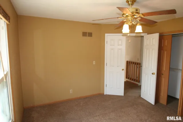 $225,000 | 801 Heritage Drive, Mackinaw, IL 61755