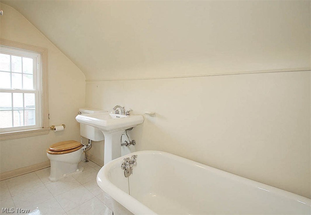 3561 Sutherland Road Shaker Heights, OH 44122 - Photo 22 of 29 Gallery Image 22