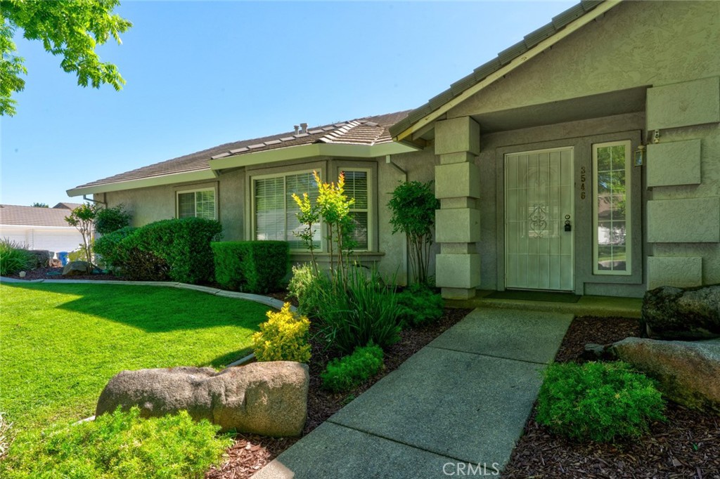 3546 Joerg Avenue Merced, CA 95340 - Photo 4 of 51 a front view of a house with garden