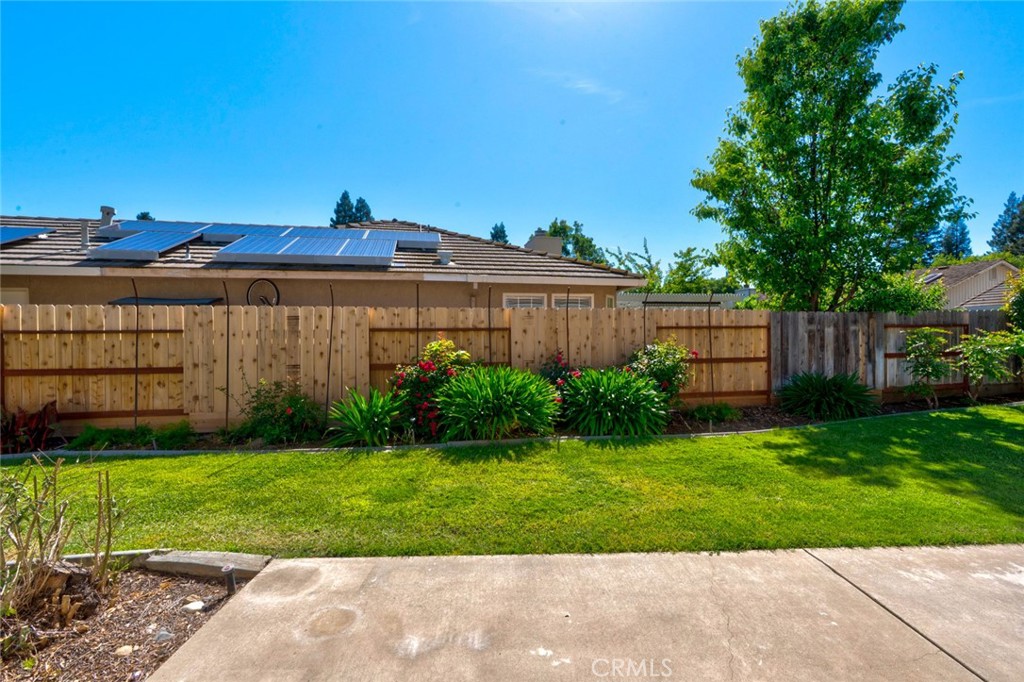 3546 Joerg Avenue Merced, CA 95340 - Photo 49 of 51 a view of a garden with a outdoor space