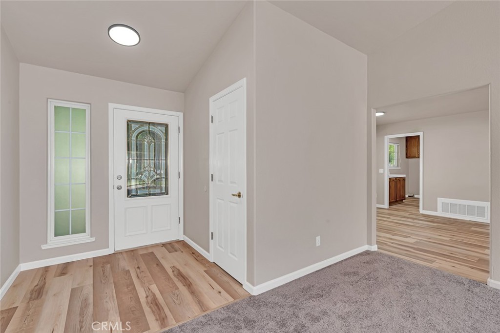 3546 Joerg Avenue Merced, CA 95340 - Photo 8 of 51 an empty room with windows and closet