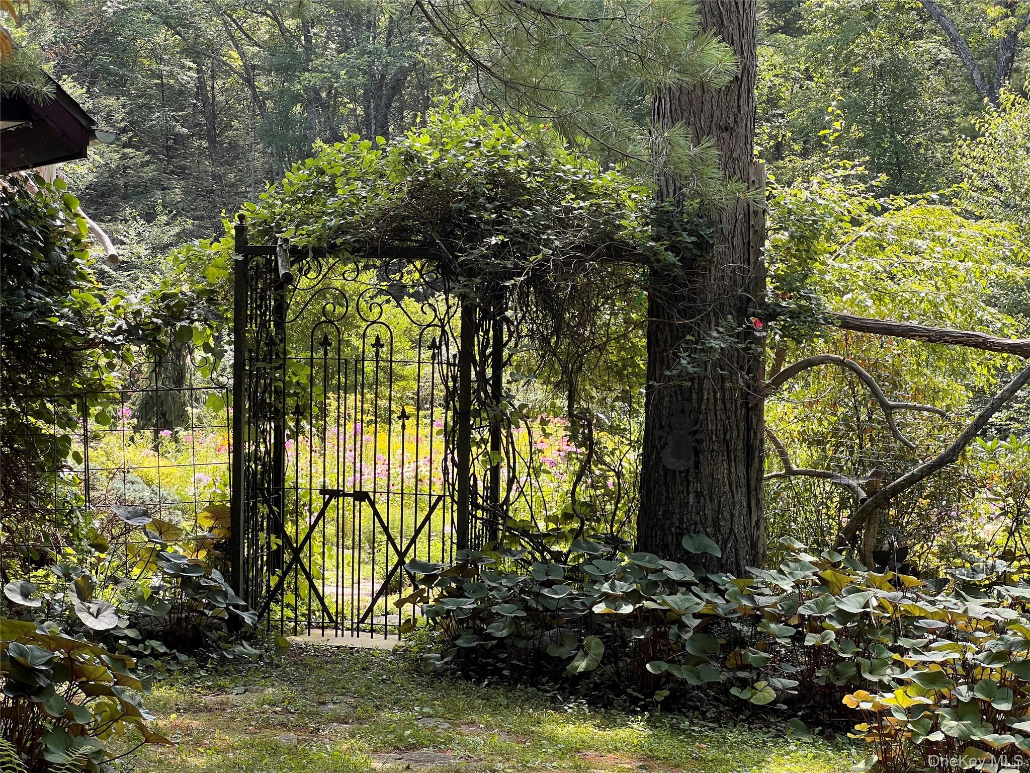 323 Beaverkill Road Kingston, NY 12401 - Photo 43 of 49 Gallery Image 43