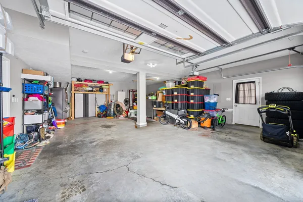 $410,000 | 1189 Chinook Circle, Clarksville, TN 37042