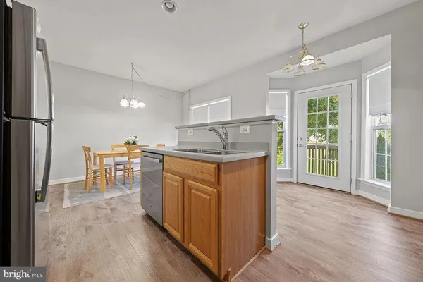 $2,900 | 15330 Bronco Way, Woodbridge, VA 22193