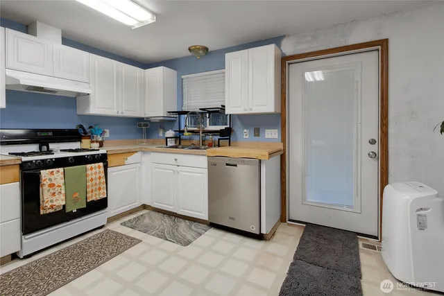 $385,000 | 8114 204th St Court East, Spanaway, WA 98387