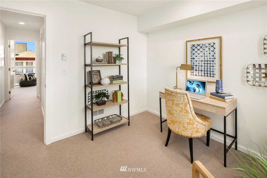 828 North 47th Street Seattle, WA 98103 - Photo 4 of 8 Gallery Image 4