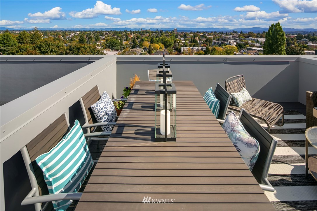 828 North 47th Street Seattle, WA 98103 - Photo 7 of 8 Gallery Image 7