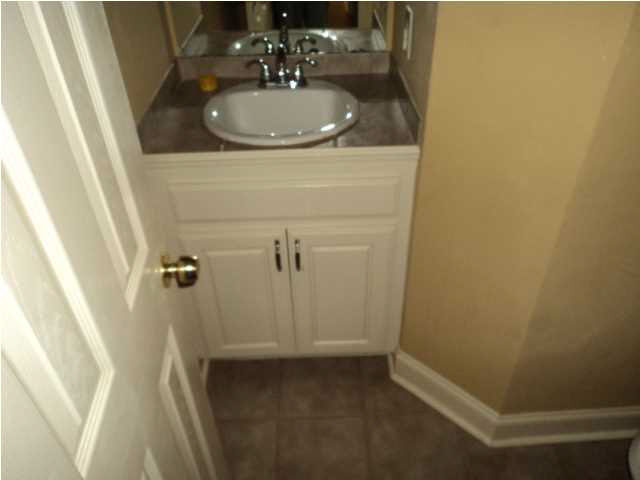 5015 Forest Hill Road Byram, MS 39272 - Photo 11 of 20 Half bath