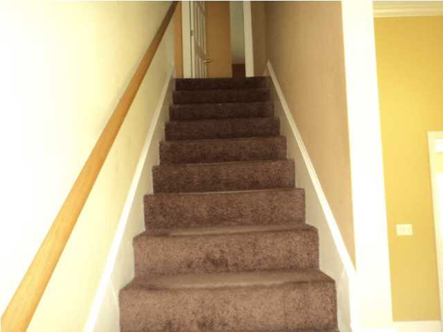 5015 Forest Hill Road Byram, MS 39272 - Photo 15 of 20 Staircase