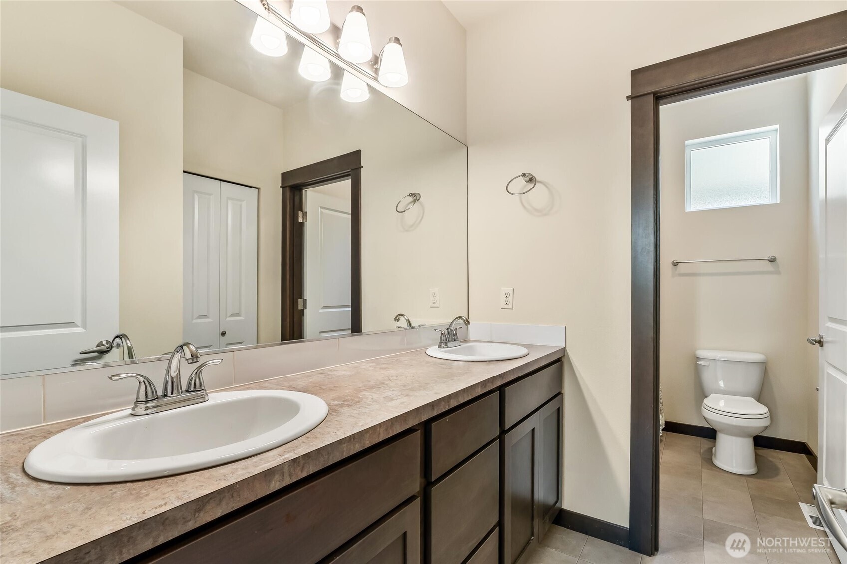 17415 3rd Avenue Southeast Bothell, WA 98012 - Photo 25 of 40